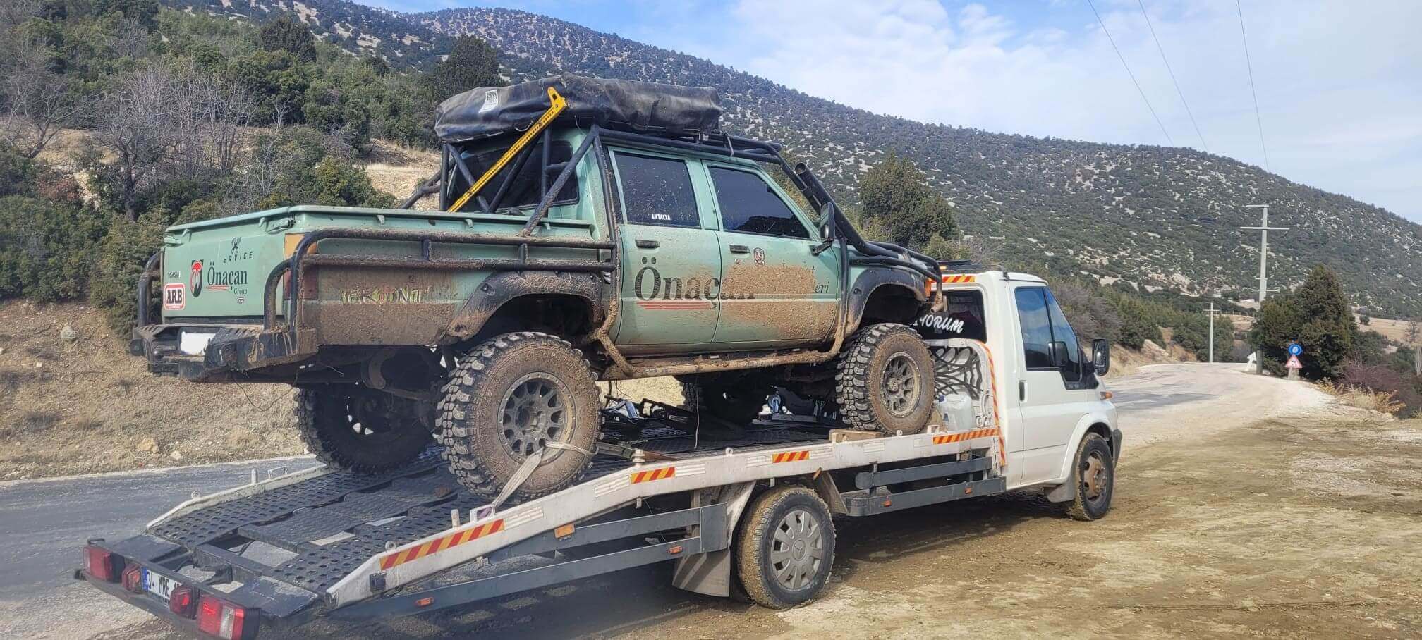 Antalya dağlık alanda arazi aracı kurtarma ve oto çekici hizmeti