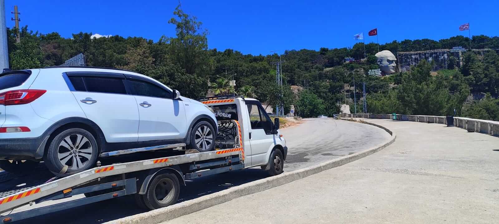 Döşemealtı Atatürk Seyir Terası bölgesinde Acar Oto Çekici